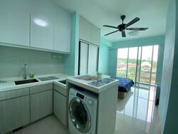 1 Canberra (D27), Condominium #451814901